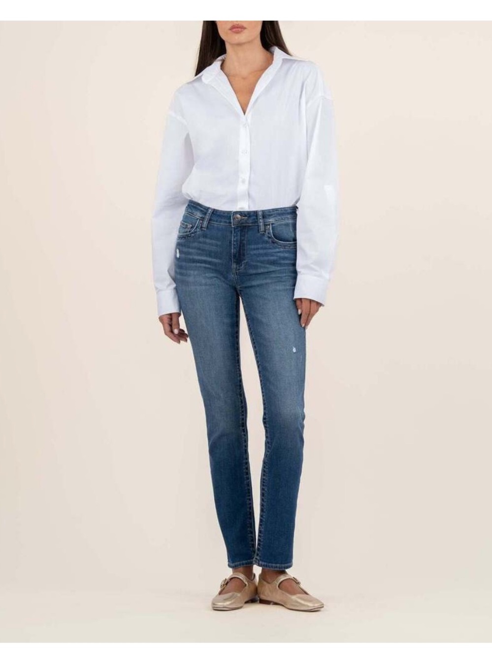 Kut from the Kloth Women's Straight Leg Jeans in Medium Blue Wash size 8